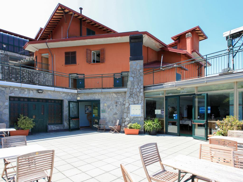 Hotel Funivia Laveno-Mombello Zewnętrze zdjęcie