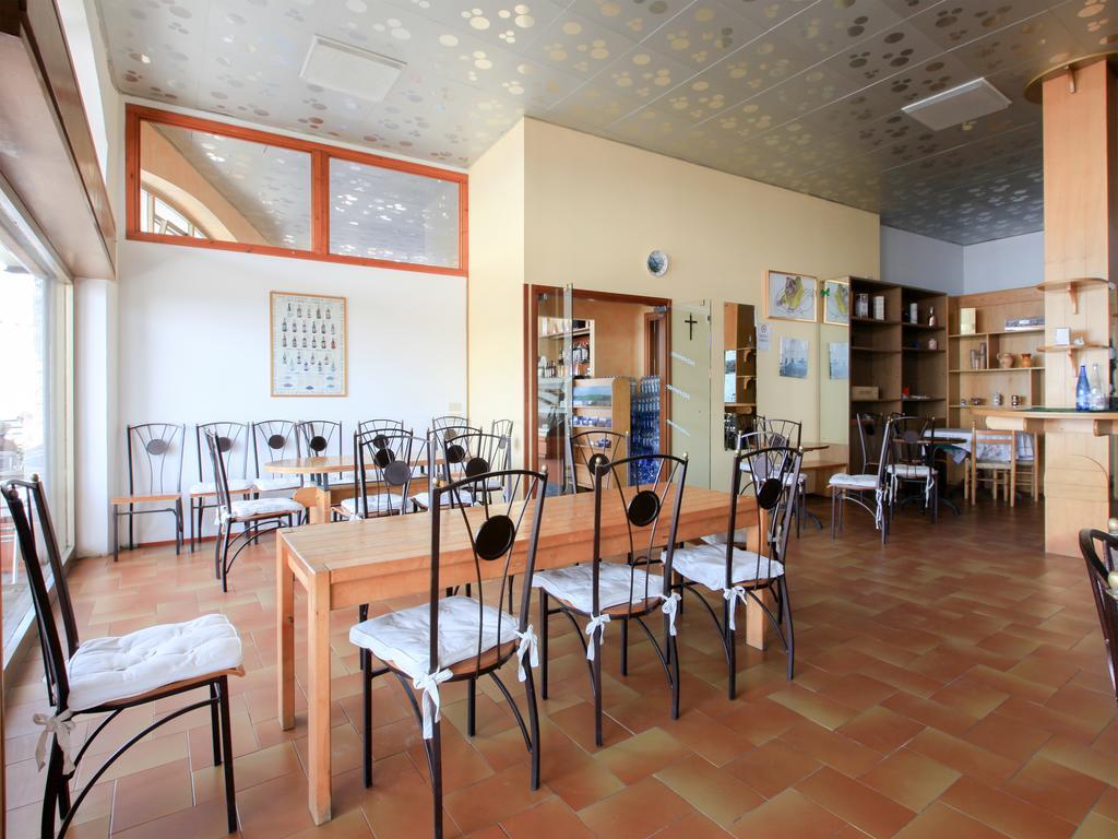 Hotel Funivia Laveno-Mombello Zewnętrze zdjęcie