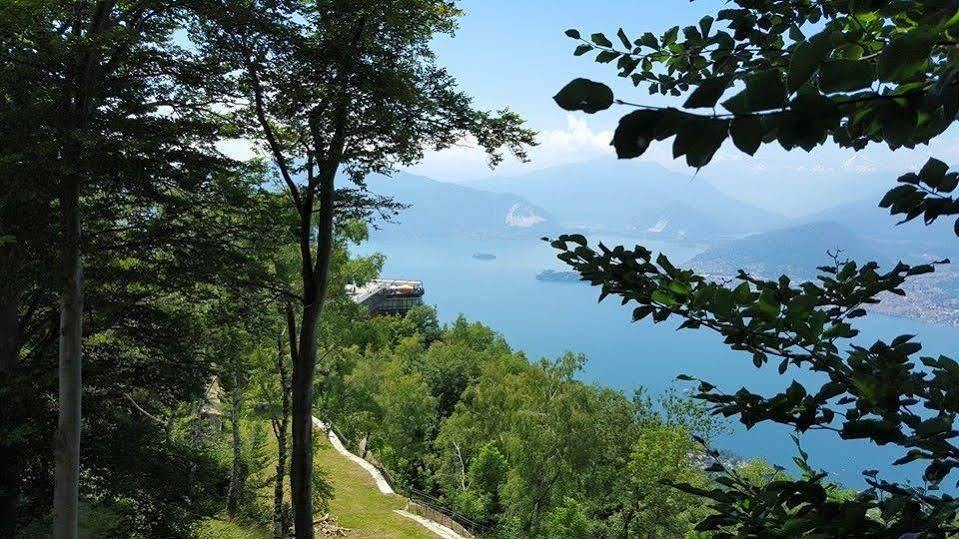 Hotel Funivia Laveno-Mombello Zewnętrze zdjęcie
