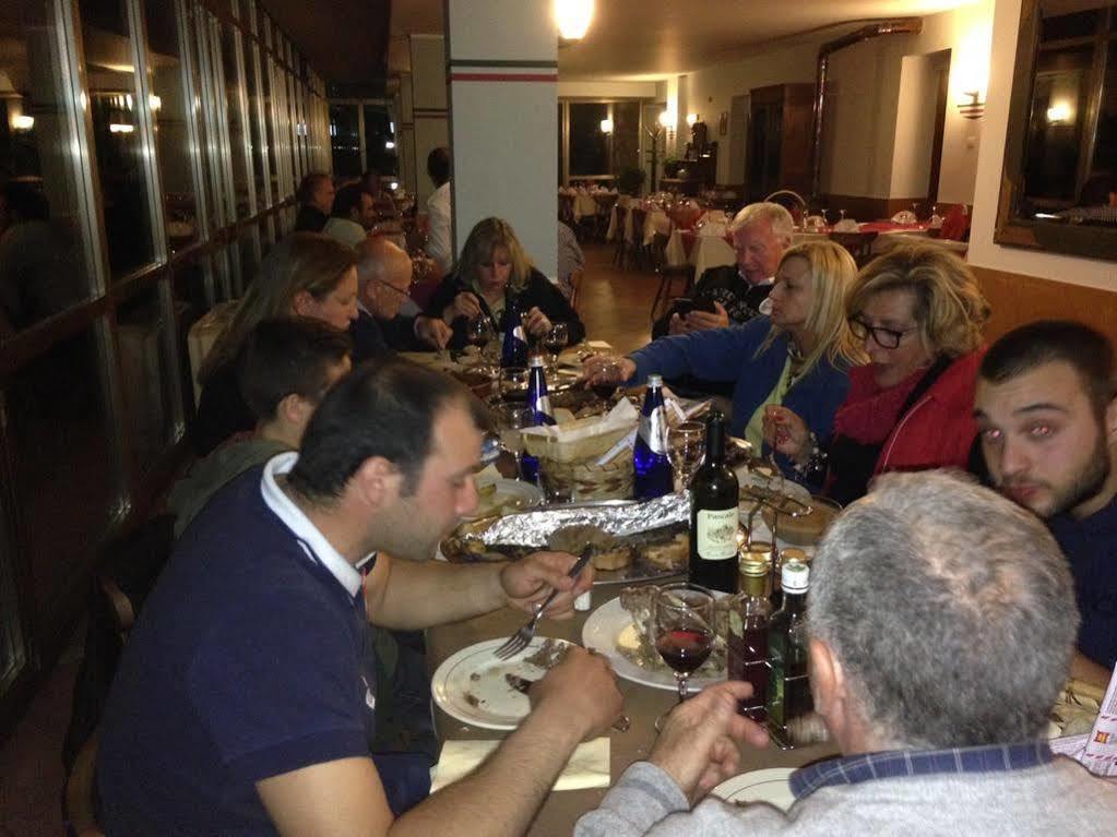 Hotel Funivia Laveno-Mombello Zewnętrze zdjęcie